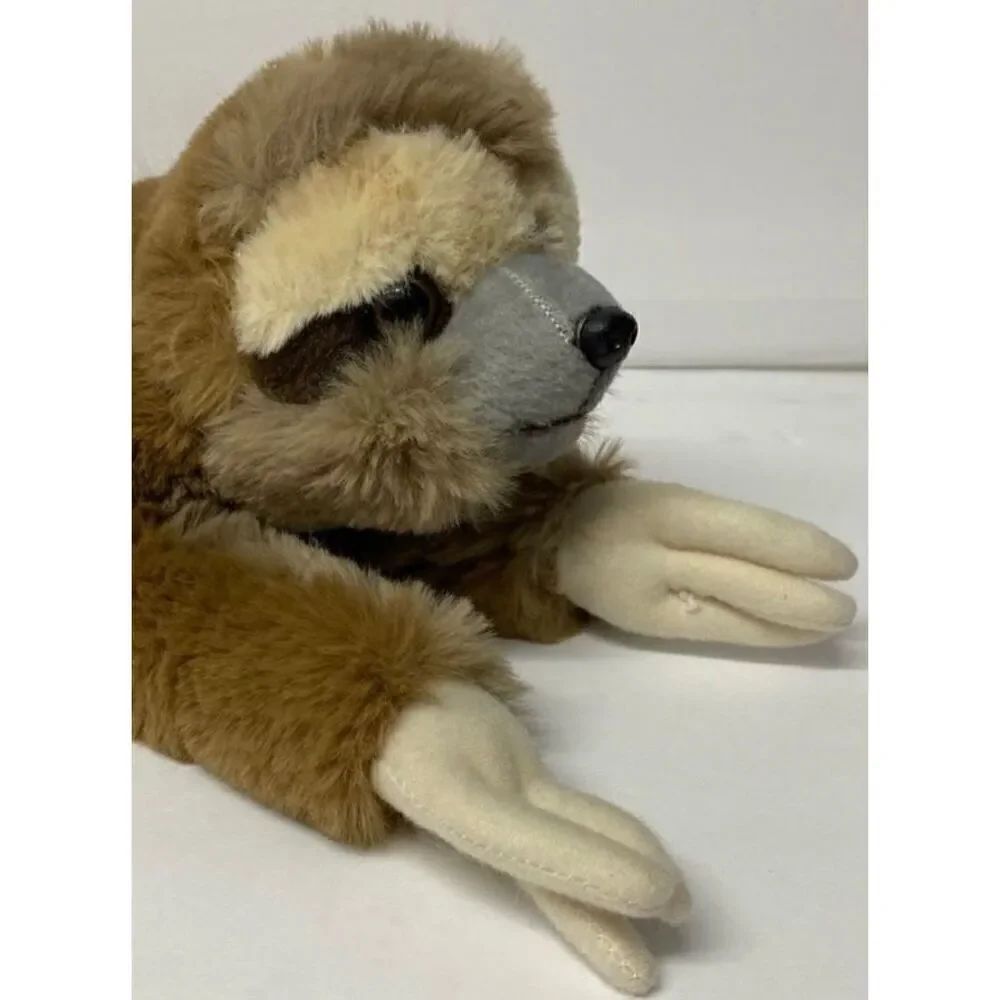 FAO Schwarz NWOT stuffed animal, plush brown sloth 16 inch